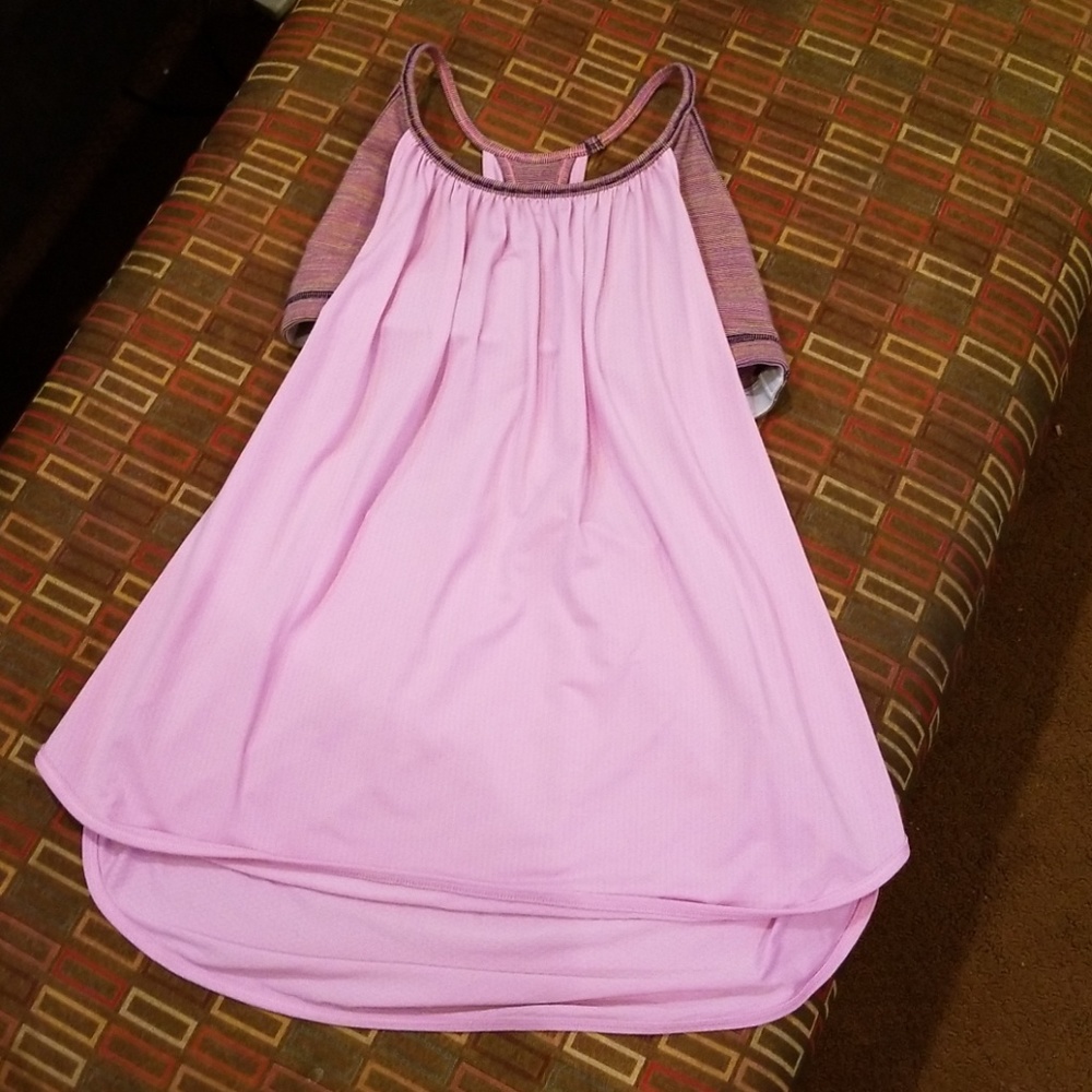Lululemon tank